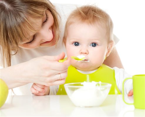 Alimentation de bébé 4 à 6 mois: la diversification
