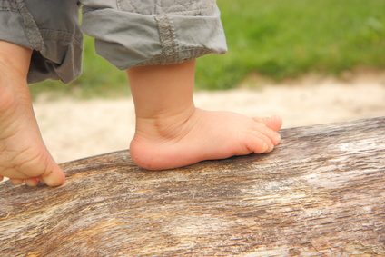 Marche Des Bebes Symptomes Traitement Definition Docteurclic Com